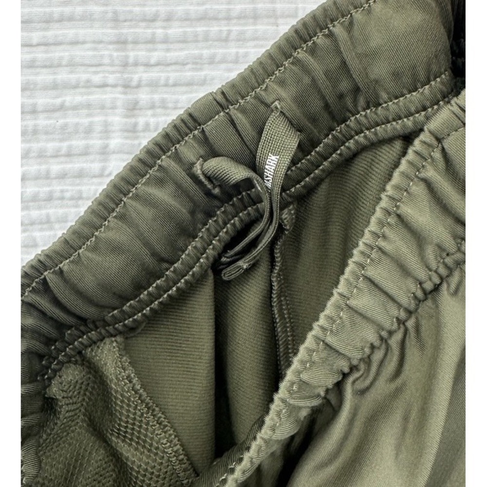 Gymshark Joggers Pants Mens Medium Olive Green Logo Drawstring Athletic Pockets - Picture 7 of 11